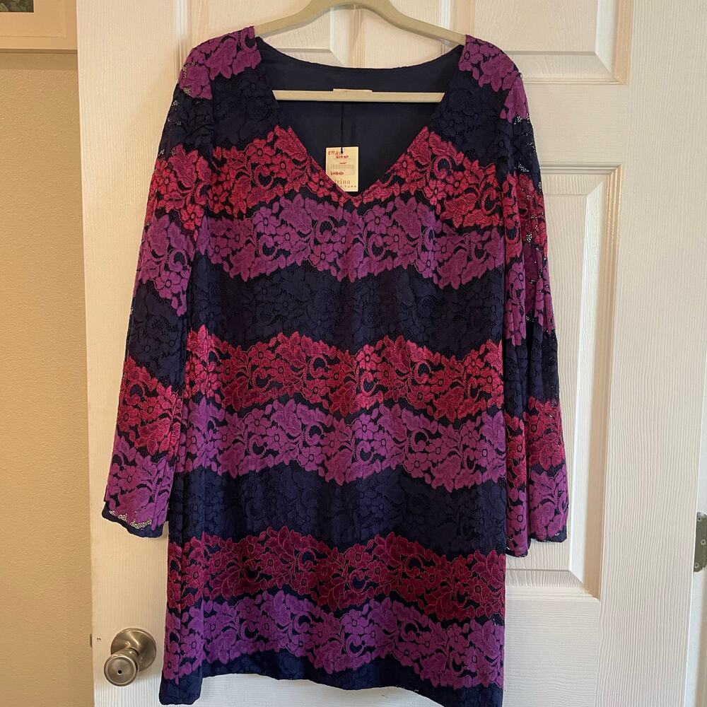NWT Trina Turk Women's Lace Bell Sleeve Sheath Dress size Large